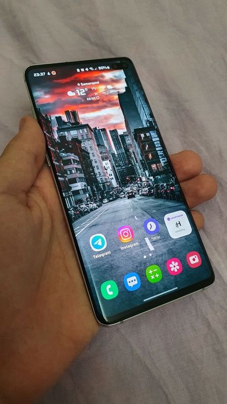 Samsung Galaxy S10+