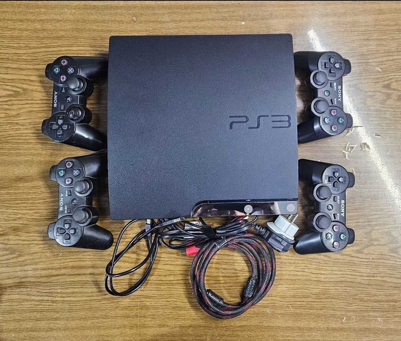 Playstation 3 slim 320GB