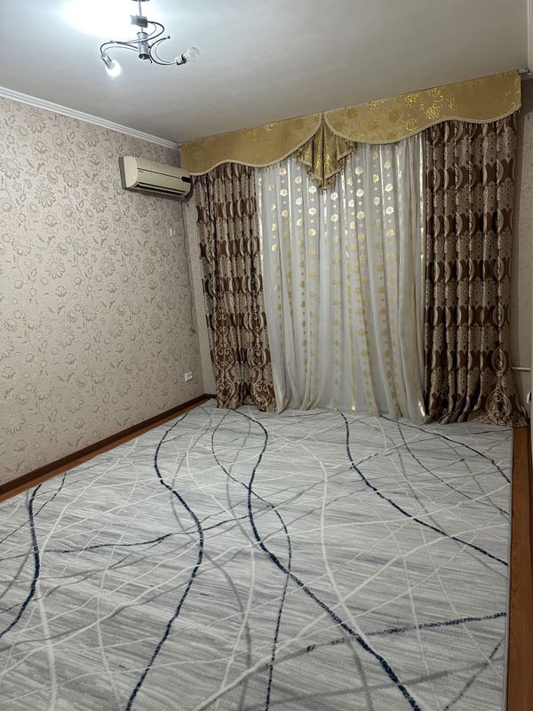 Сдаю свою 3 комнатную кв 450$ на массиве Феруза Сдаю свою 3 комнатную кв 450$ на массиве Феруза