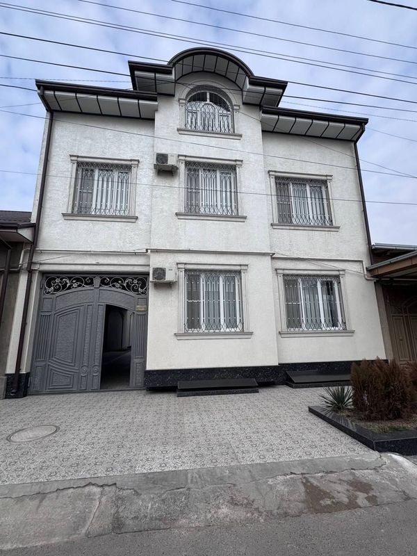Продается дом Чиланзарский район Домрабад (Астробод).МУСТАНГ Участок