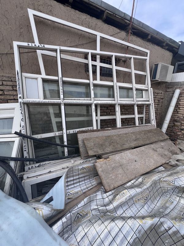 Продается пластиковые окна и двери Продается пластиковые окна и двери