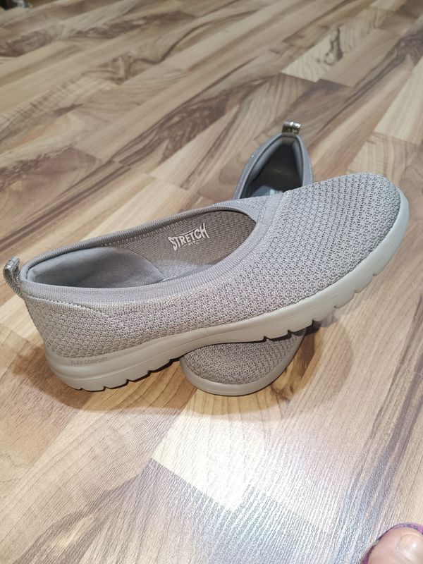 Продам Skechers женские Продам Skechers женские
