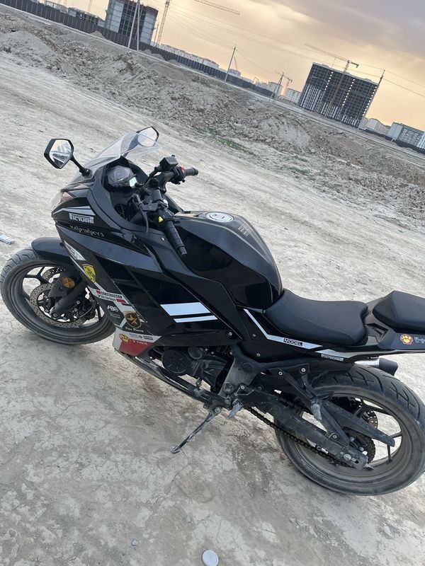 Kavasaki Sport Bike Yangi Srochni sotiladi !! Kavasaki Sport Bike Yangi Srochni sotiladi !!