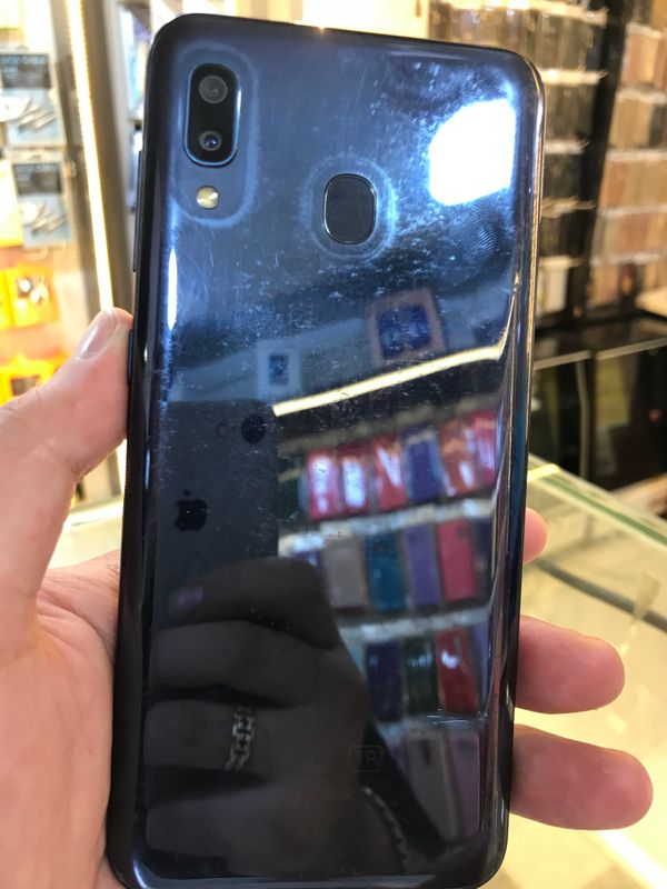 Samsung a20 Samsung a20