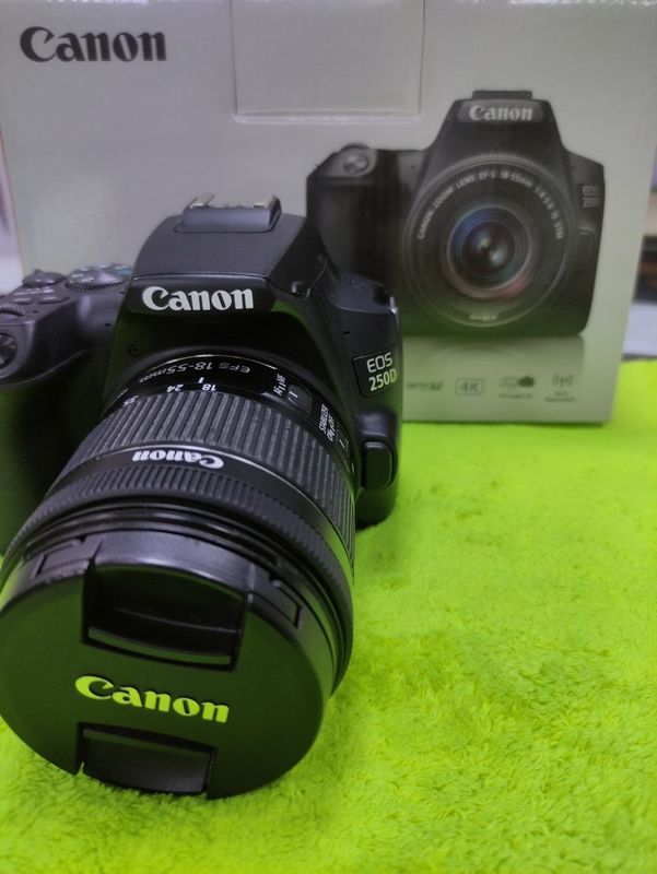 Продаётса фото аппарат Canon