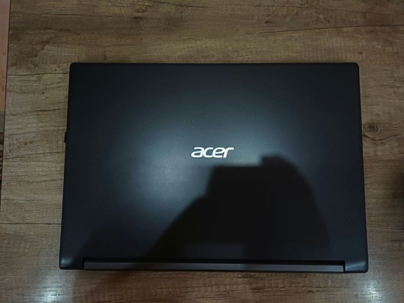 acer-Aspire 7 отличное состояние