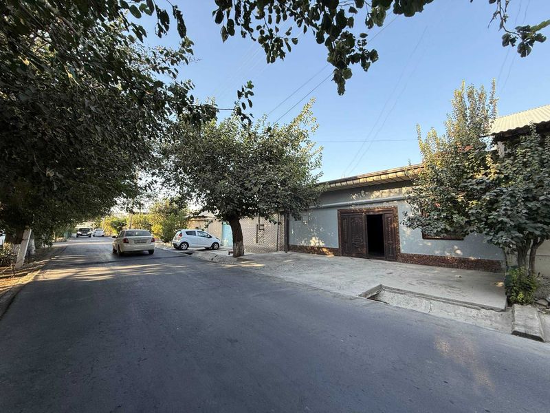 TAYYOR 2.5 sotiqli hovli sotiladi TAYYOR 2.5 sotiqli hovli sotiladi
