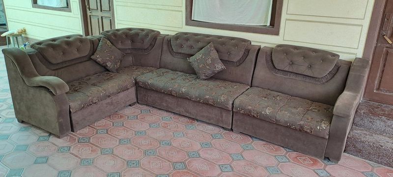 Yumshoq Turkiya mebeli holati yaxshi , srochna sotiladi Yumshoq Turkiya mebeli holati yaxshi , srochna sotiladi