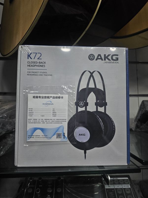 Наушники AKG K72.