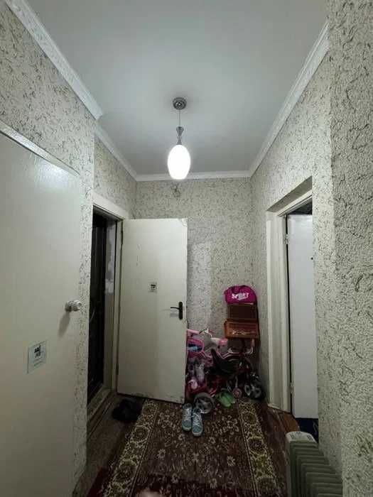 Срочно продаётся квартира Юнусабад16 1 ком 42 м2 чистим ремонтом Срочно продаётся квартира Юнусабад16 1 ком 42 м2 чистим ремонтом