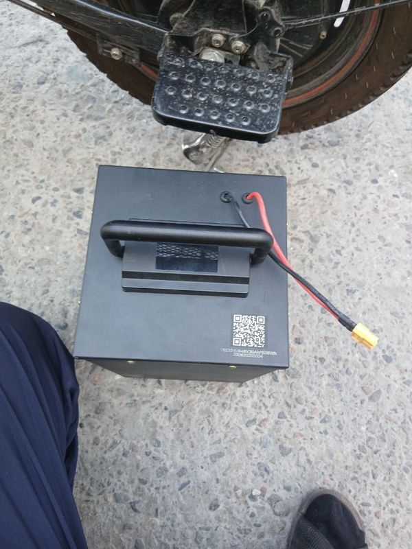 Akkumulyator sotiladi