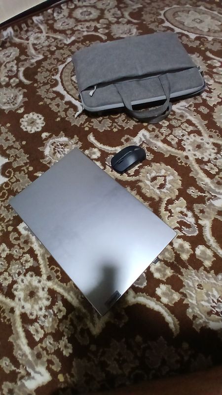 lenovo