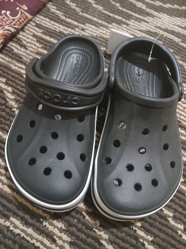 crocs narxi 150 ming so'm kelishamiz crocs narxi 150 ming so'm kelishamiz