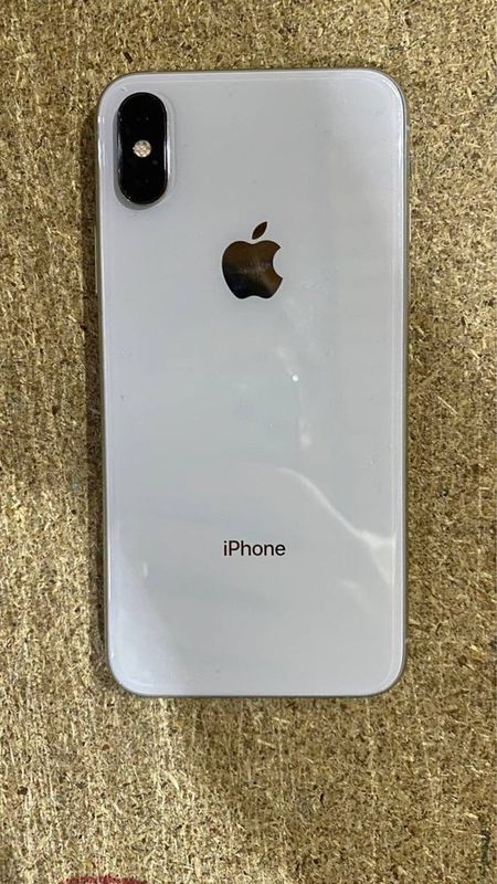 Iphone XS. OQ. 256