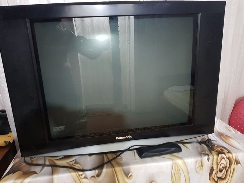 Продается телевизор в отличном состоянии Panasonic ,размер по D 70 см Продается телевизор в отличном состоянии Panasonic ,размер по D 70 см