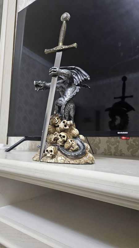 Suvinir antikvar drakon