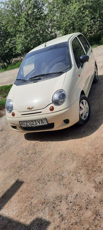 Matiz sotiladi yili 2015 benzinda yurgan 60 probek Matiz sotiladi yili 2015 benzinda yurgan 60 probek