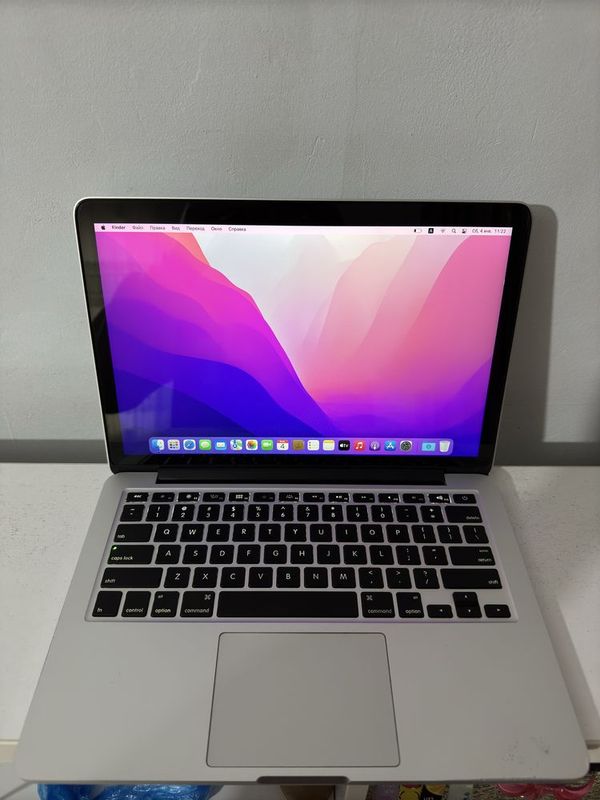 Macbook pro 2015/i5/8/128