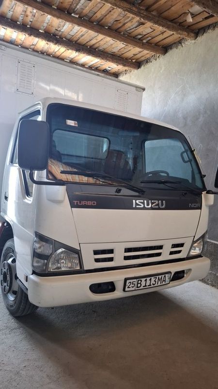 Isuzu 2016 yil 246ming Isuzu 2016 yil 246ming