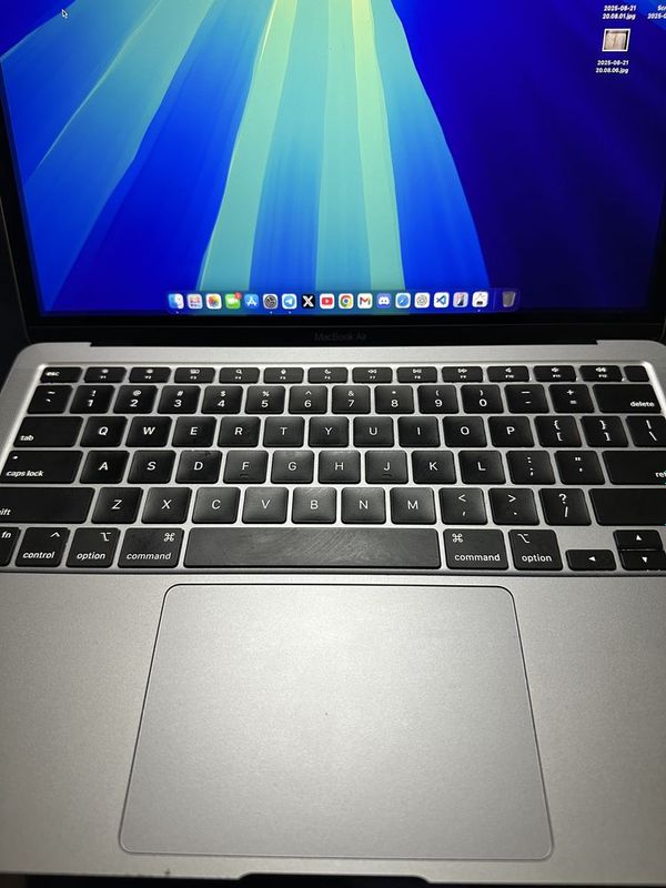 Macbook Air M1 2020