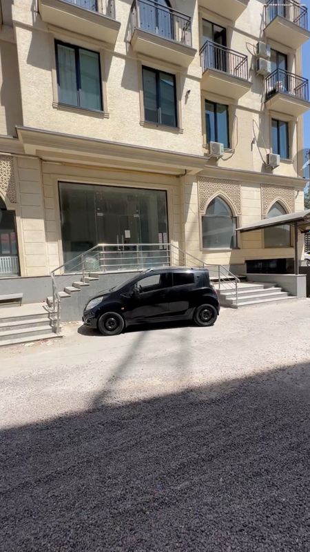 Продаётся помещение, ор-р: Чорсу рынок, в Новостройке 280м² Продаётся помещение, ор-р: Чорсу рынок, в Новостройке 280м²