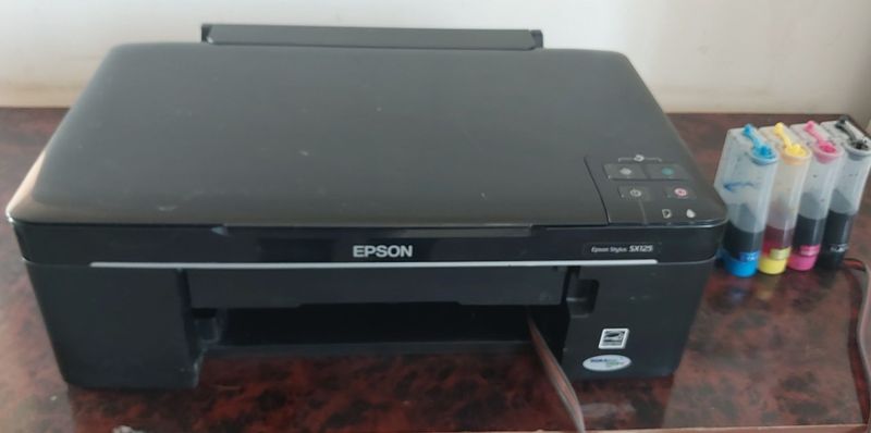 Epson Printr SX 125 Sotiladi Epson Printr SX 125 Sotiladi