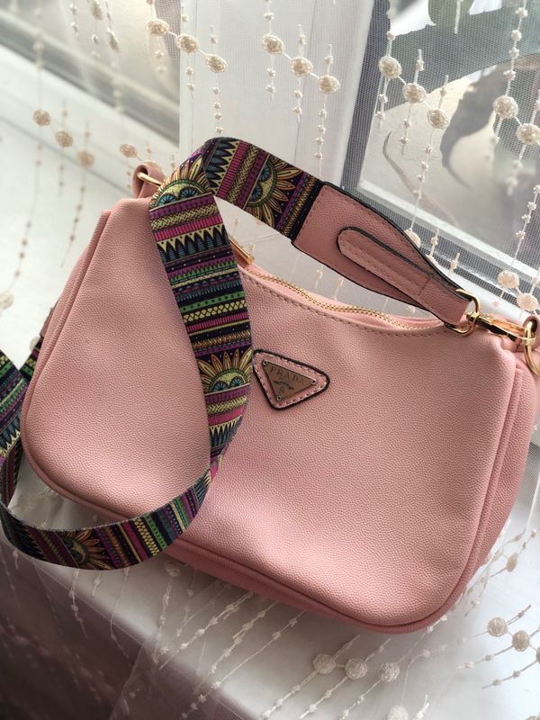 Сумка PRADA носила пару раз Сумка PRADA носила пару раз