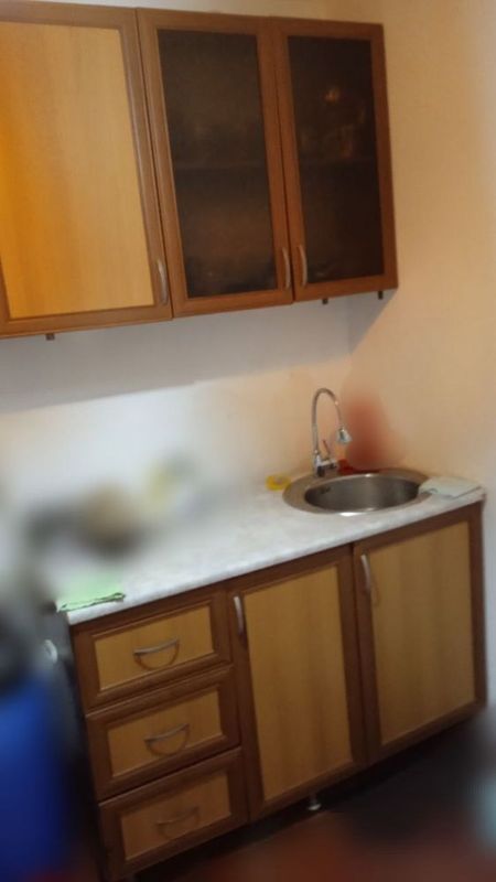 Kuxunni mebel sotiladi. Kuxunni mebel sotiladi.