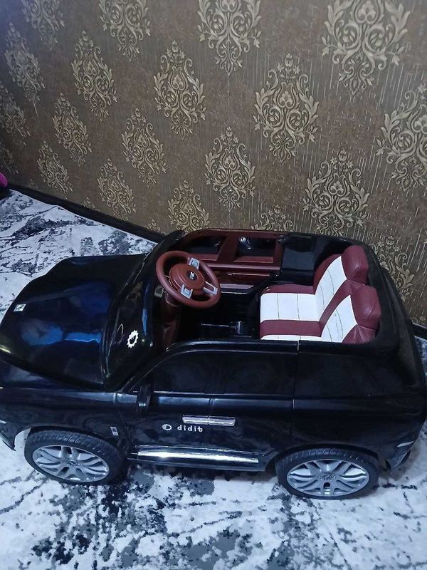 Машинка детская электро