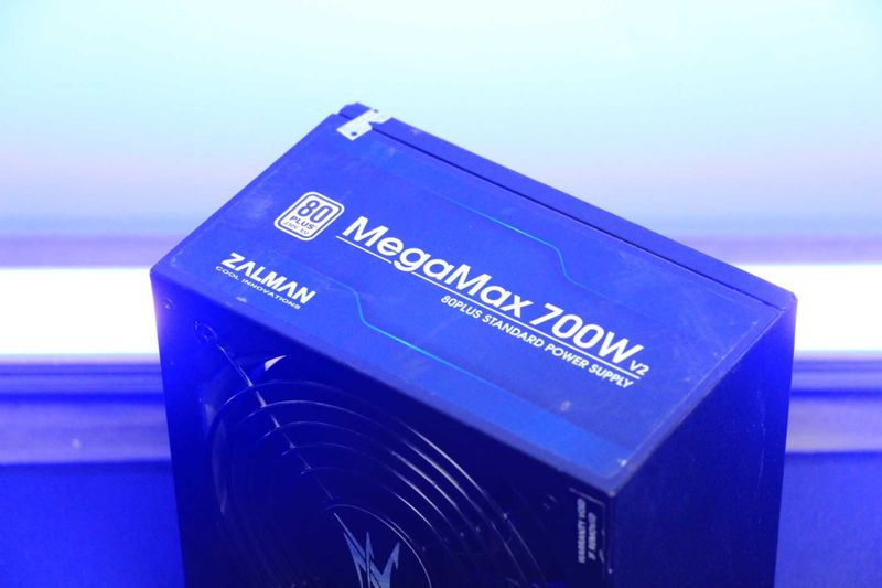Megamax 700W 80+ blok arzon narxda sotiladi Megamax 700W 80+ blok arzon narxda sotiladi