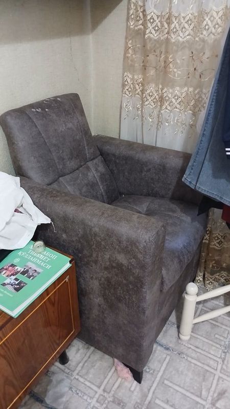 Кресло на заказ в отличном состоянии. Кресло на заказ в отличном состоянии.