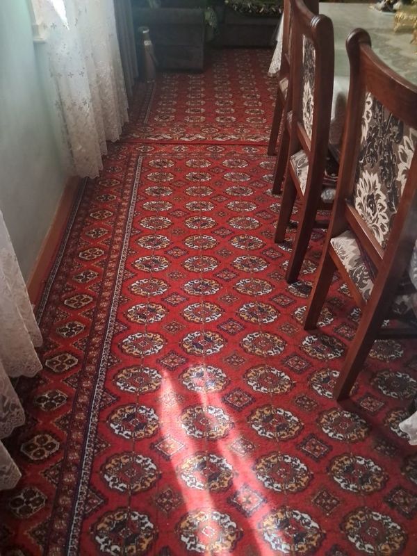 Продаются 2 хивинских ковра,размер 3м×6 м Продаются 2 хивинских ковра,размер 3м×6 м