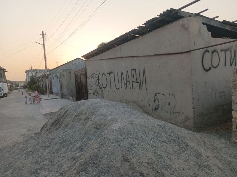 Yer sotiladi Bektemir tumani 4.8 sotix Yer sotiladi Bektemir tumani 4.8 sotix