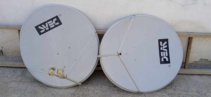 Buxoro shaharda 2 ta parabolik antenna tuneri bilan birga sotiladi