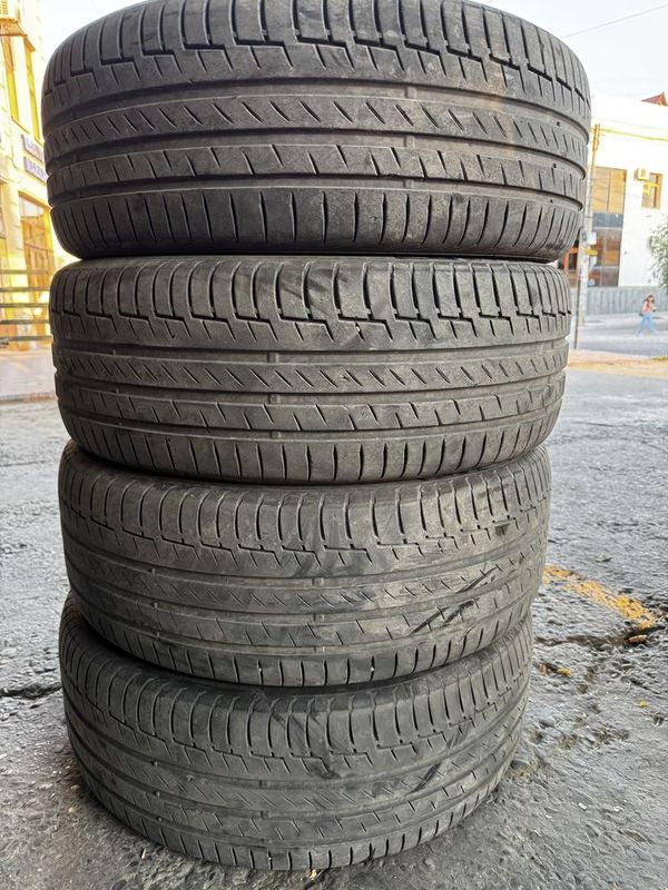 Hyundai Santa Fe baloni sotiladi R19 Hyundai Santa Fe baloni sotiladi R19