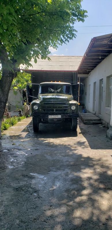 Zil 130 sotiladi Zil 130 sotiladi