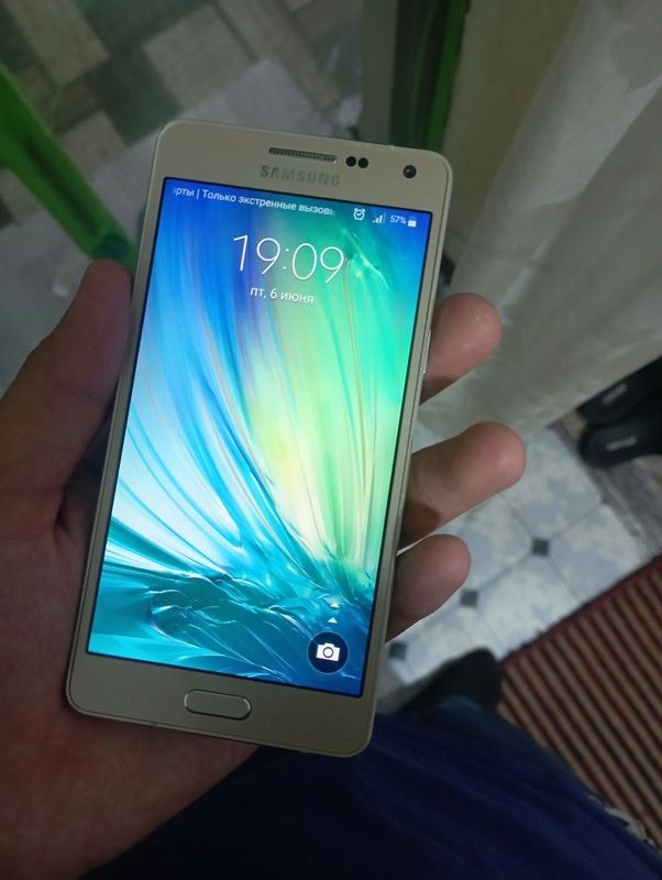 Samsung A5 продам Samsung A5 продам