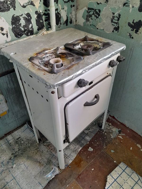 Gaz plita sotiladi 2 konfortli Gaz plita sotiladi 2 konfortli