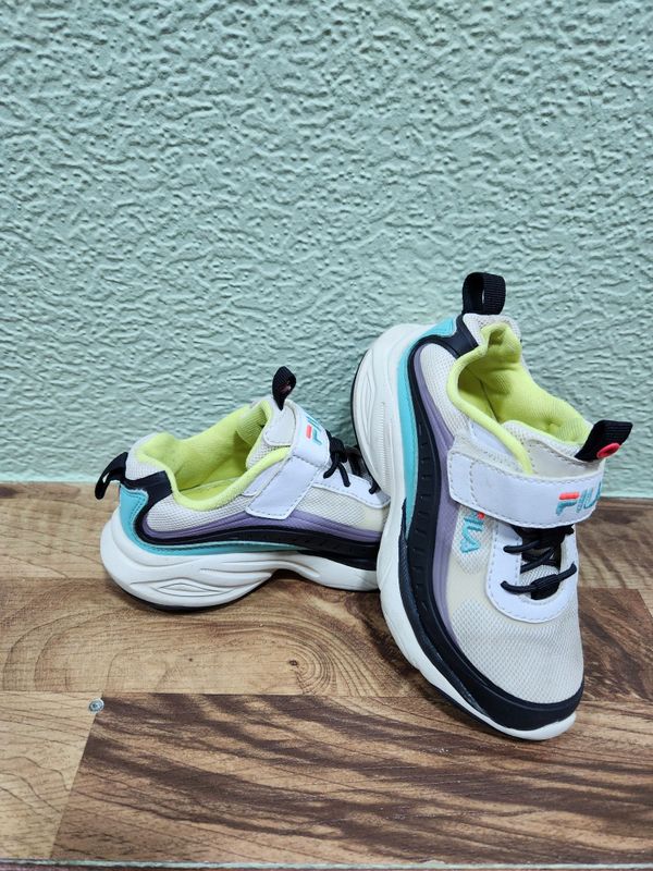FILA оригинал .. FILA оригинал ..