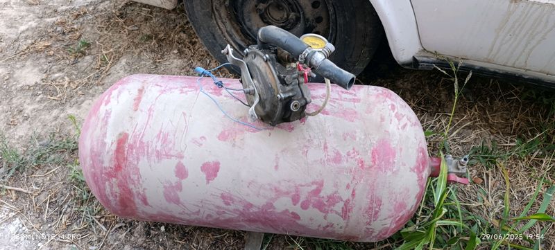 gaz ballon 65 talik narxini kelishamiz gaz ballon 65 talik narxini kelishamiz