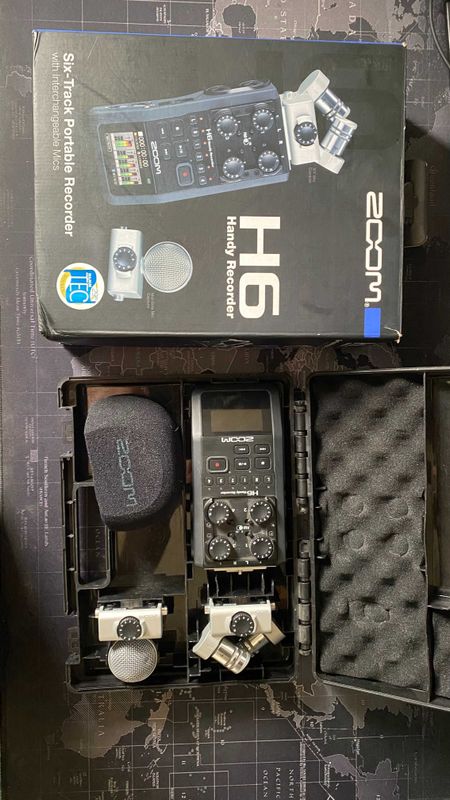 Zoom H6 Handy Recorder sotiladi! Zoom H6 Handy Recorder sotiladi!