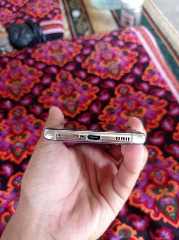 Sotiladi: Samsung S21 5G Sotiladi: Samsung S21 5G