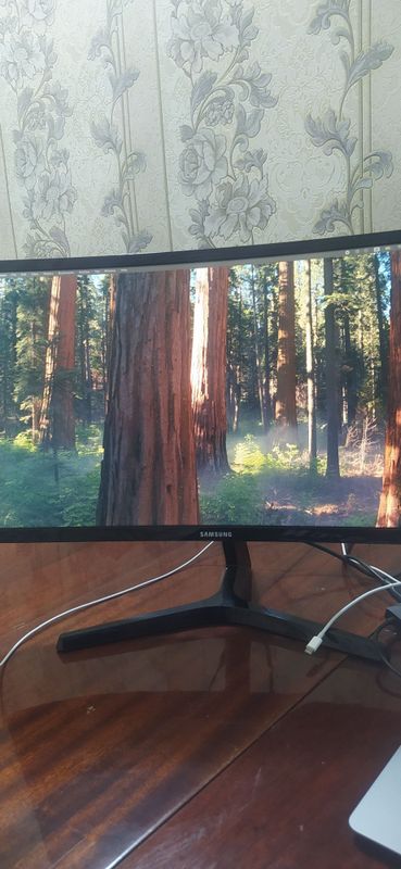 Samsung 24 curved Samsung 24 curved