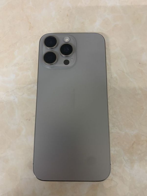 iPhone 15 Pro Max 256gb 90% iPhone 15 Pro Max 256gb 90%