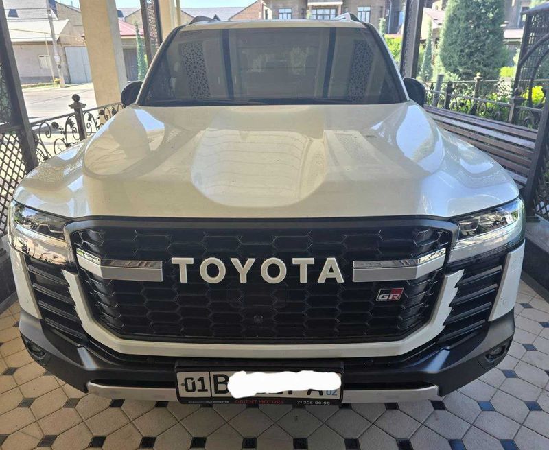 Toyota Land Cruiser 300 GR Sport Toyota Land Cruiser 300 GR Sport