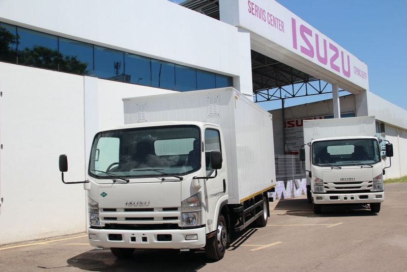 Фургон 5 тонн Isuzu NPR 82L CNG