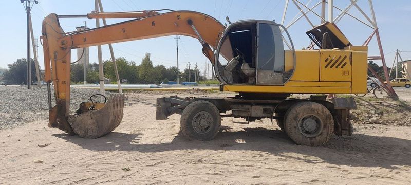 Ekskavator твэр экс-18