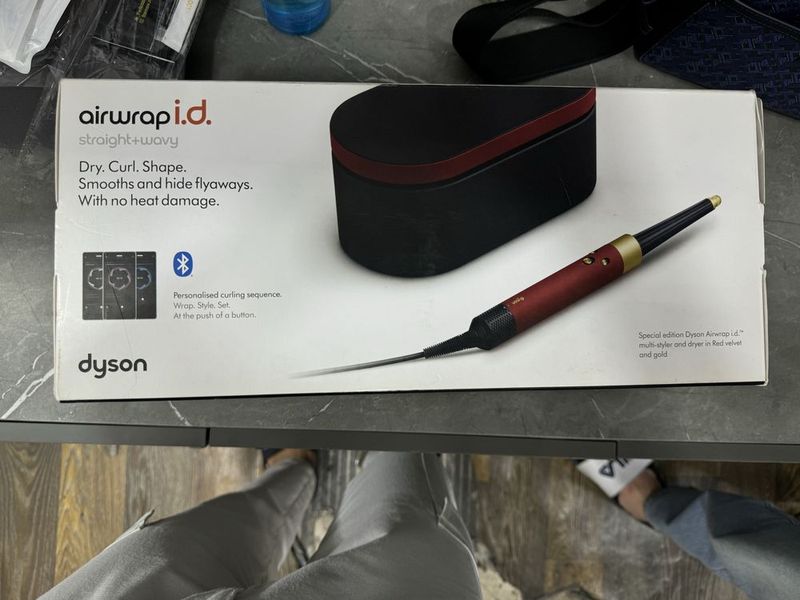 Dyson Red velvet Hs 08 yengi Dyson Red velvet Hs 08 yengi