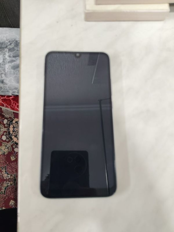 Redmi 7 32 gb xolati yaxwi arzonga bervoriladi Redmi 7 32 gb xolati yaxwi arzonga bervoriladi