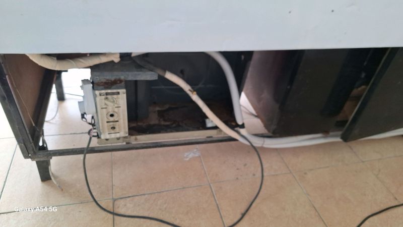 витрина холодильник холати зур 2 каласи 5 500